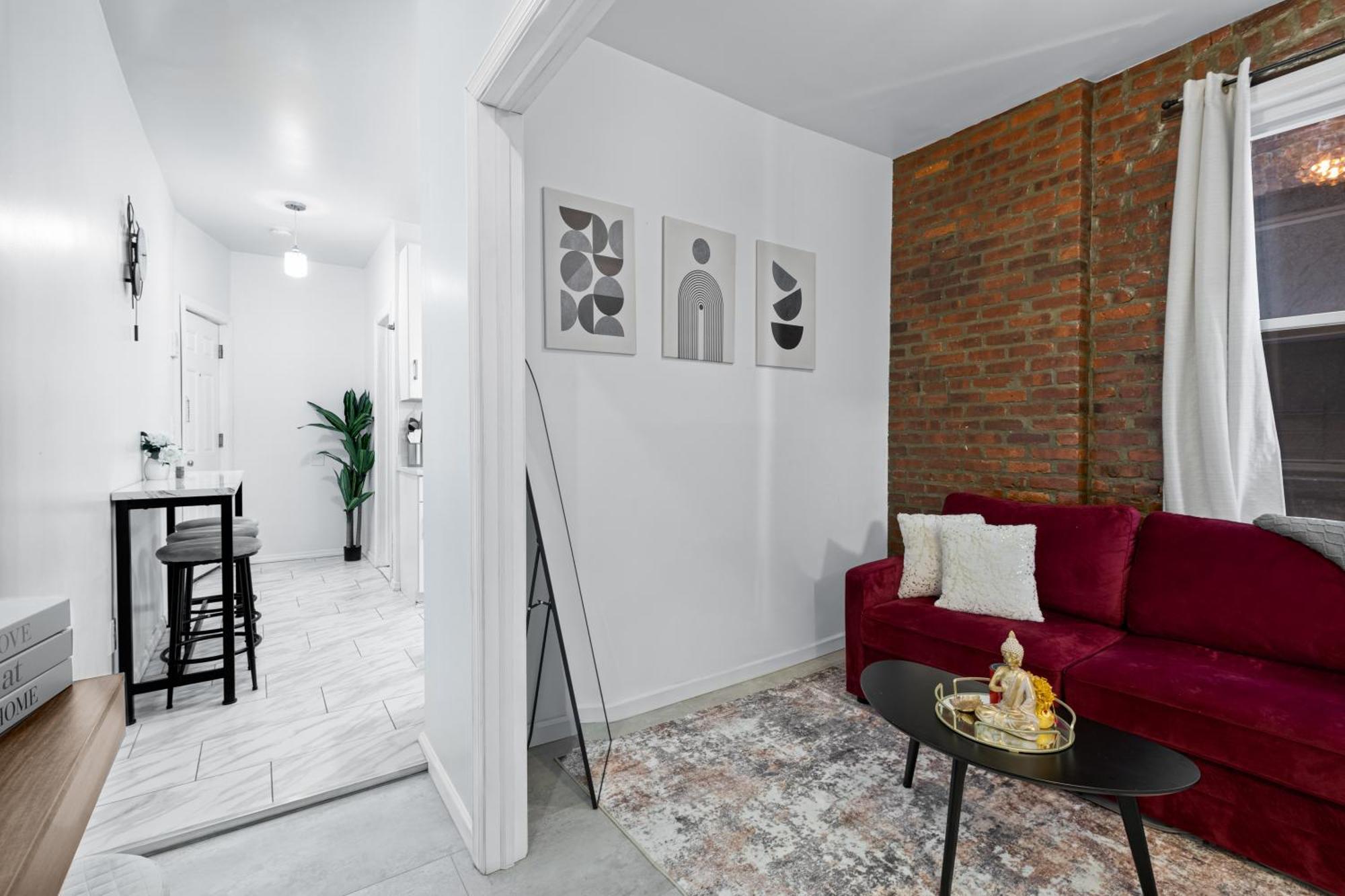 Stylish In 20 Min To Times Square Apartment